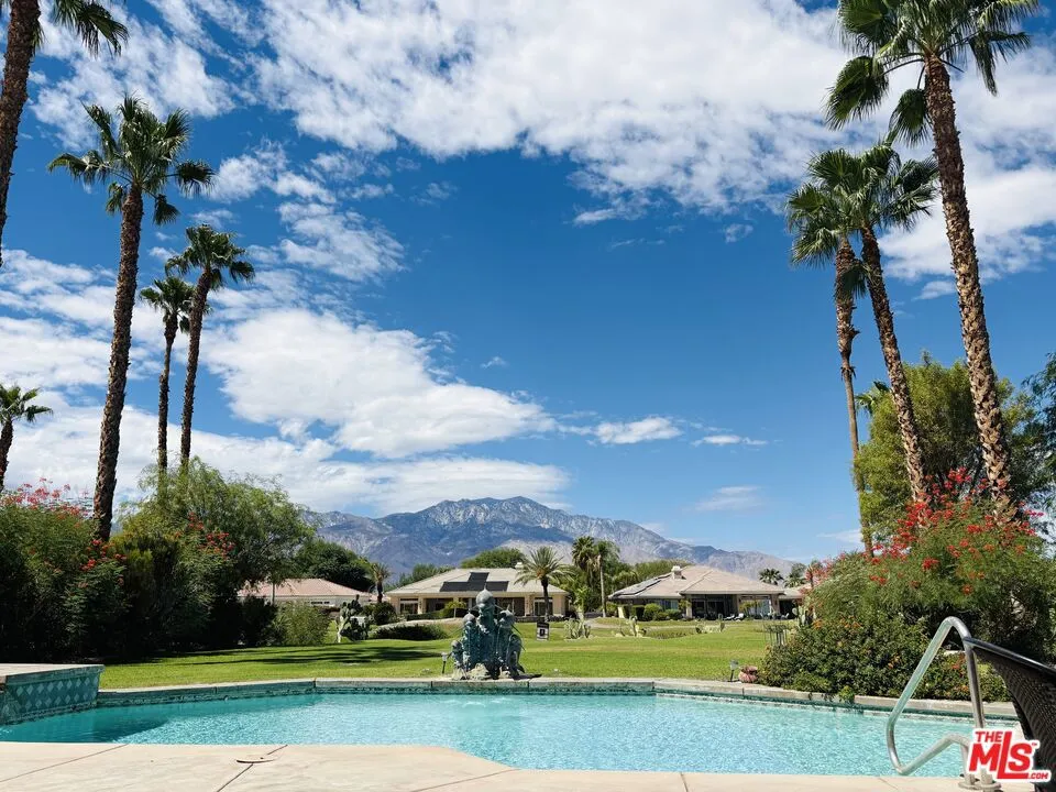 39 Via Bella Rancho Mirage, CA 92270