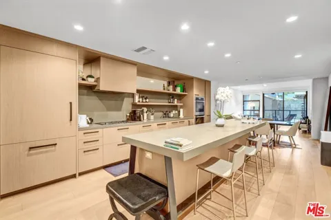 10777 WILSHIRE BOULEVARD #209