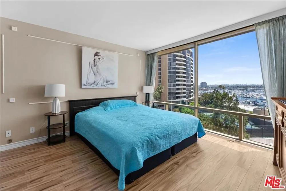 4314 Marina City Drive #326 Marina del Rey, CA 90292
