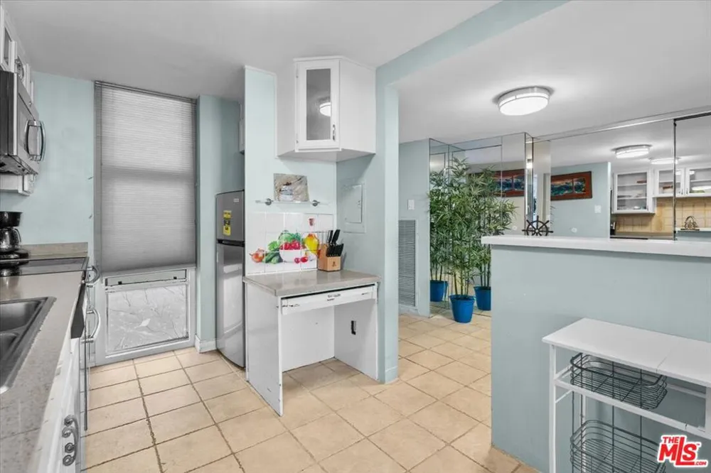 4314 Marina City Drive #326 Marina del Rey, CA 90292