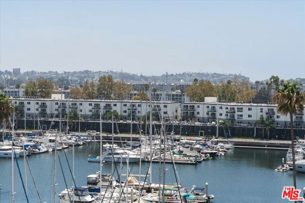 4314 Marina City Drive #326 Marina del Rey, CA 90292