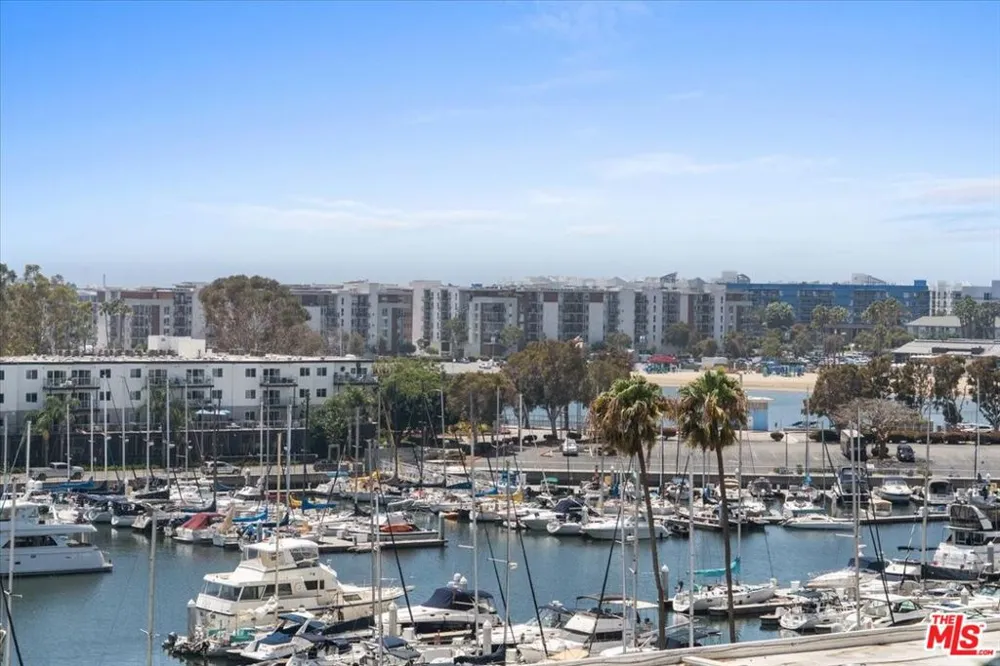 4314 Marina City Drive #326 Marina del Rey, CA 90292