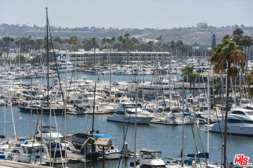 4314 Marina City Drive #326 Marina del Rey, CA 90292