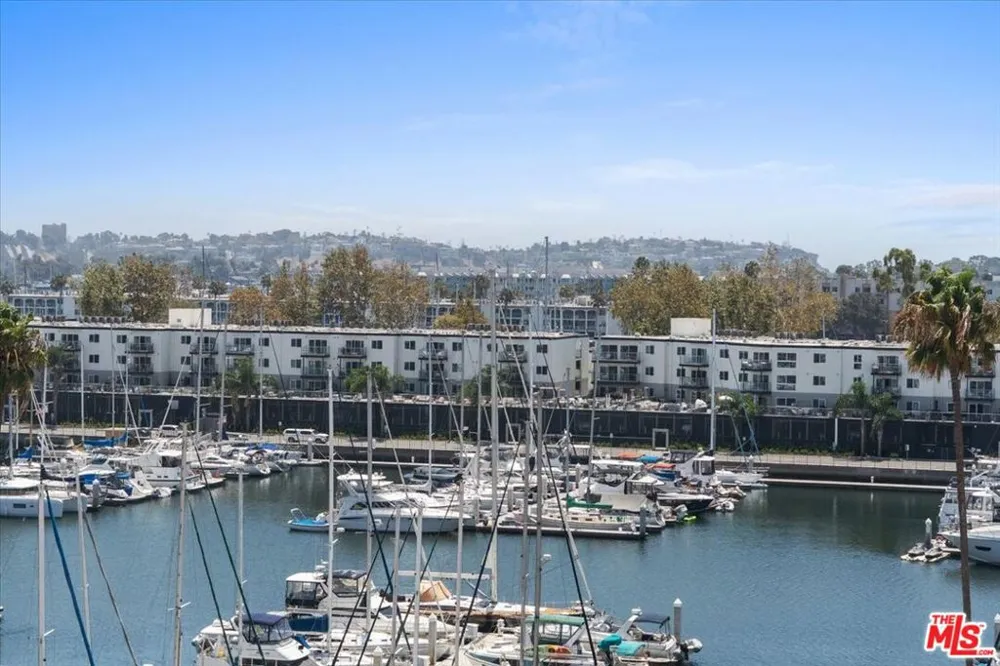 4314 Marina City Drive #326 Marina del Rey, CA 90292