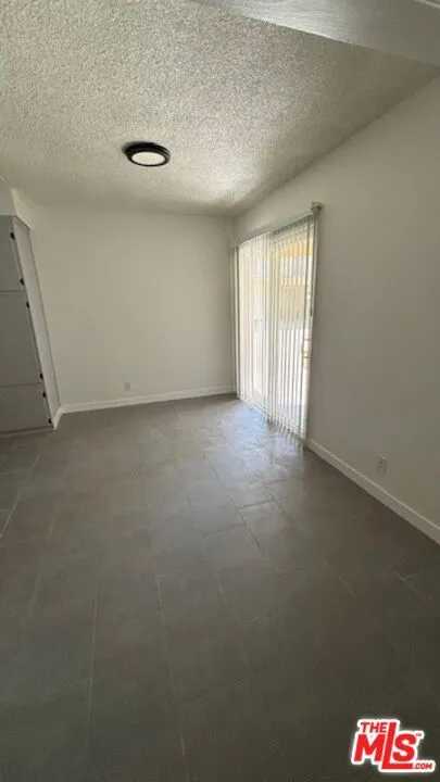 8759 Tobias Avenue #apt 05 Los Angeles, CA 91402