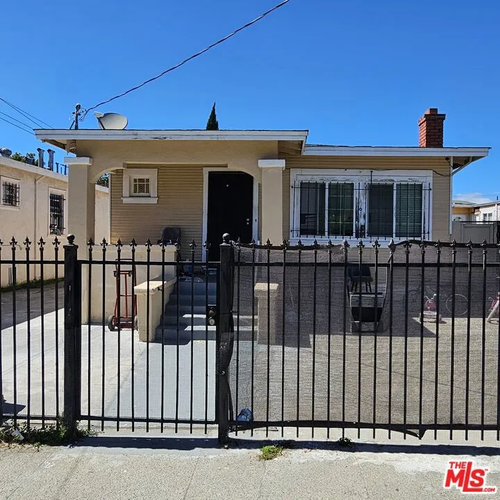 917 107th Avenue Oakland, CA 94603