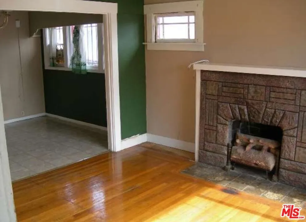 917 107th Avenue Oakland, CA 94603