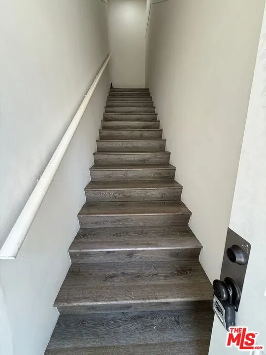 6006 W Pico Boulevard #1/2 Los Angeles, CA 90035