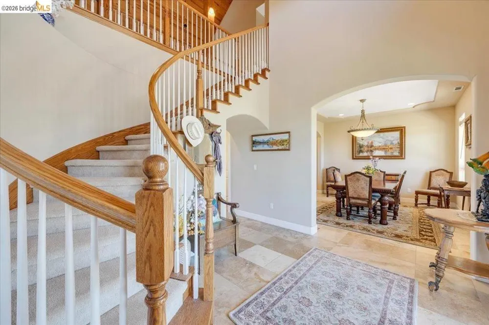 14814 Twist RD Jamestown, CA 95327