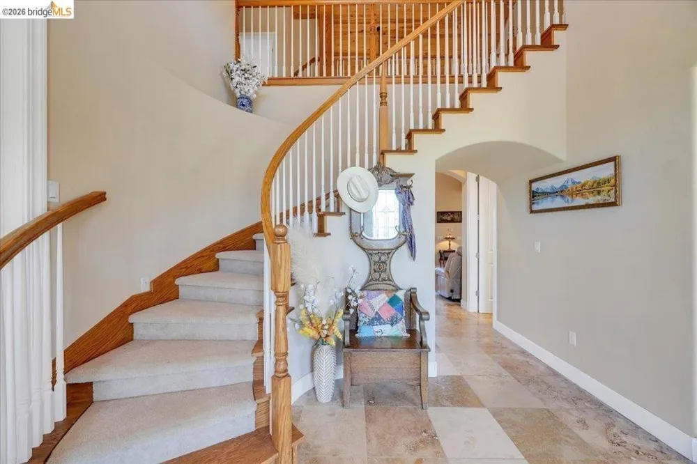 14814 Twist RD Jamestown, CA 95327