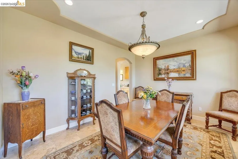 14814 Twist RD Jamestown, CA 95327
