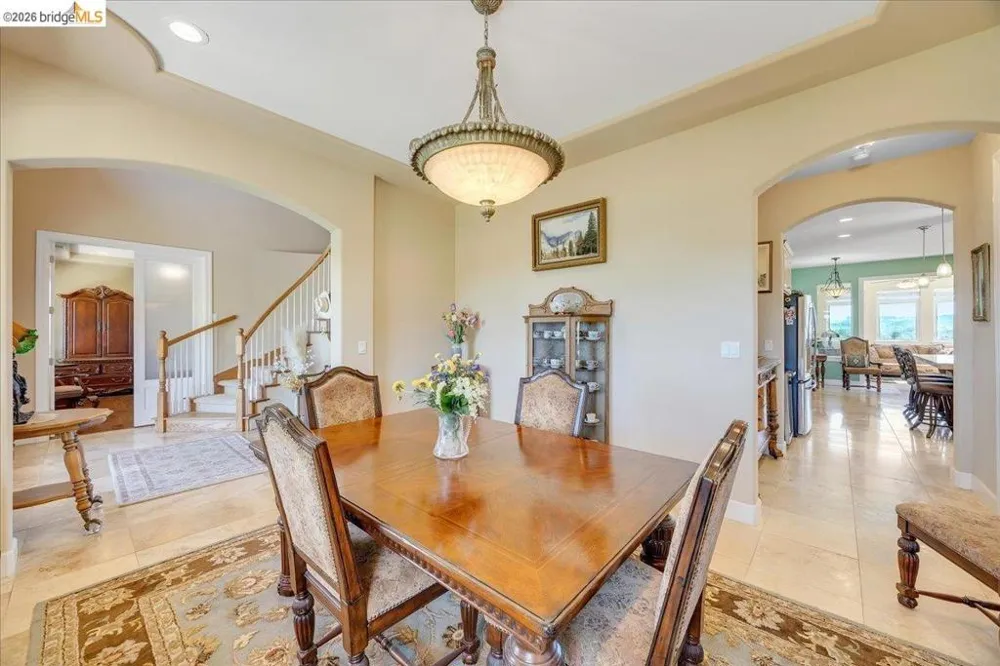 14814 Twist RD Jamestown, CA 95327