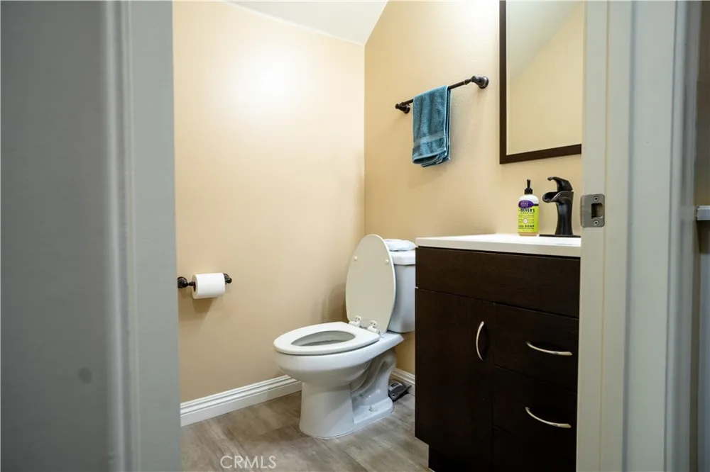 216 W Merlot Drive Covina, CA 91723