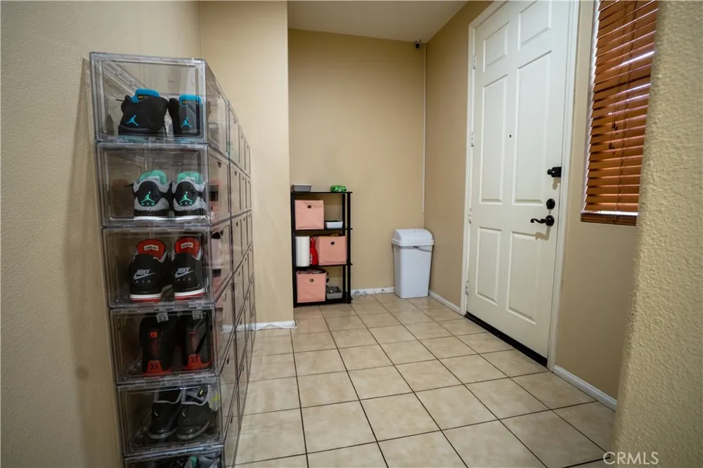 216 W Merlot Drive Covina, CA 91723