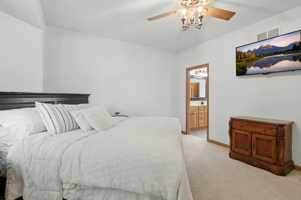 1809 Michigan Drive Northfield, MN 55057