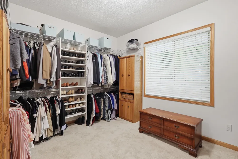 1809 Michigan Drive Northfield, MN 55057