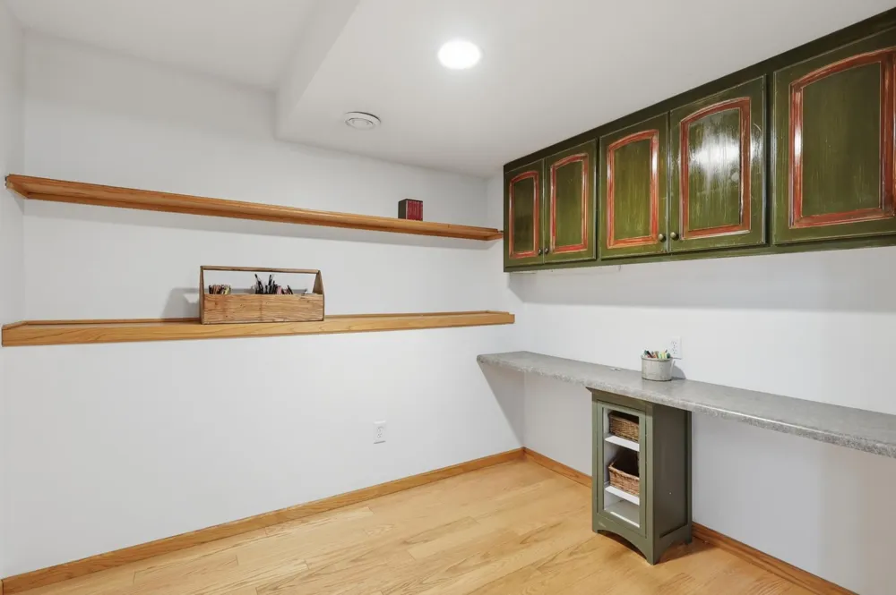 1809 Michigan Drive Northfield, MN 55057