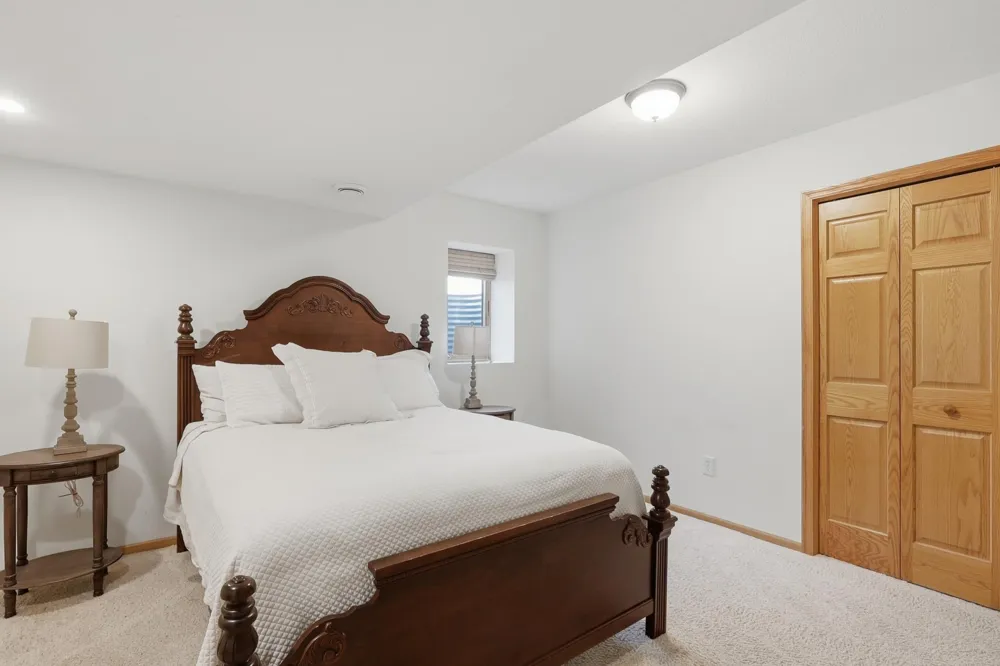 1809 Michigan Drive Northfield, MN 55057