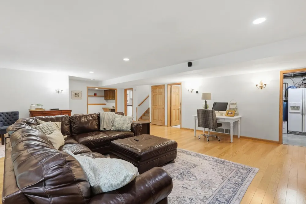 1809 Michigan Drive Northfield, MN 55057