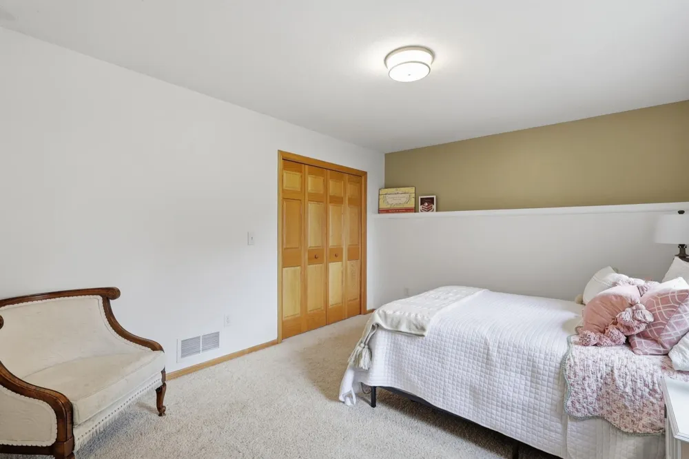 1809 Michigan Drive Northfield, MN 55057