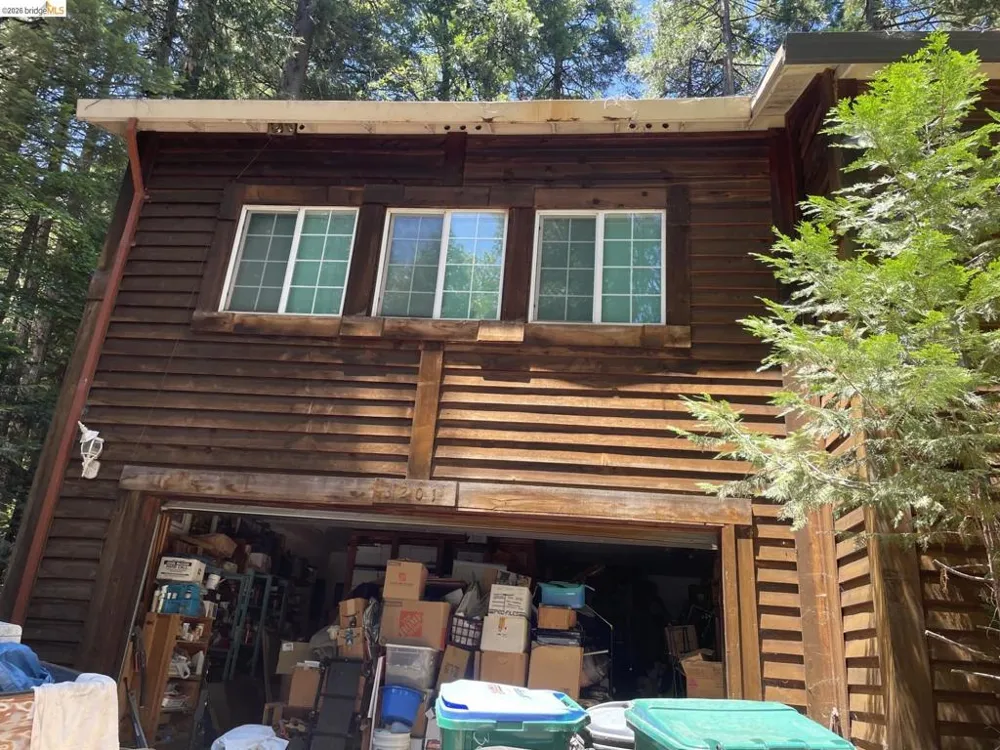 3201 Amber Trl Pollock Pines, CA 95726