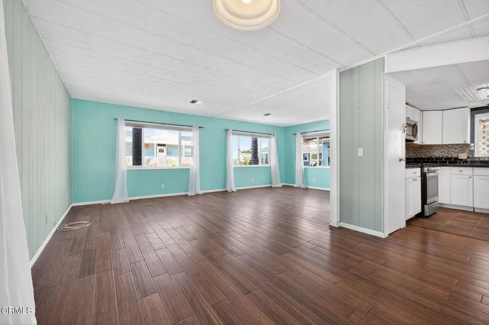 5540 W 5th Street #111 Oxnard, CA 93035