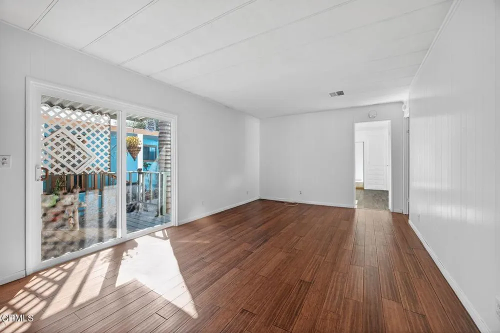 5540 W 5th Street #111 Oxnard, CA 93035