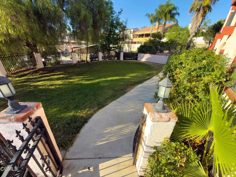 22961 Sandpiper Court Canyon Lake, CA 92587