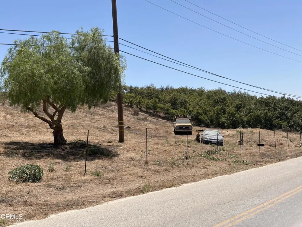 8796 Roseland Avenue Moorpark, CA 93021