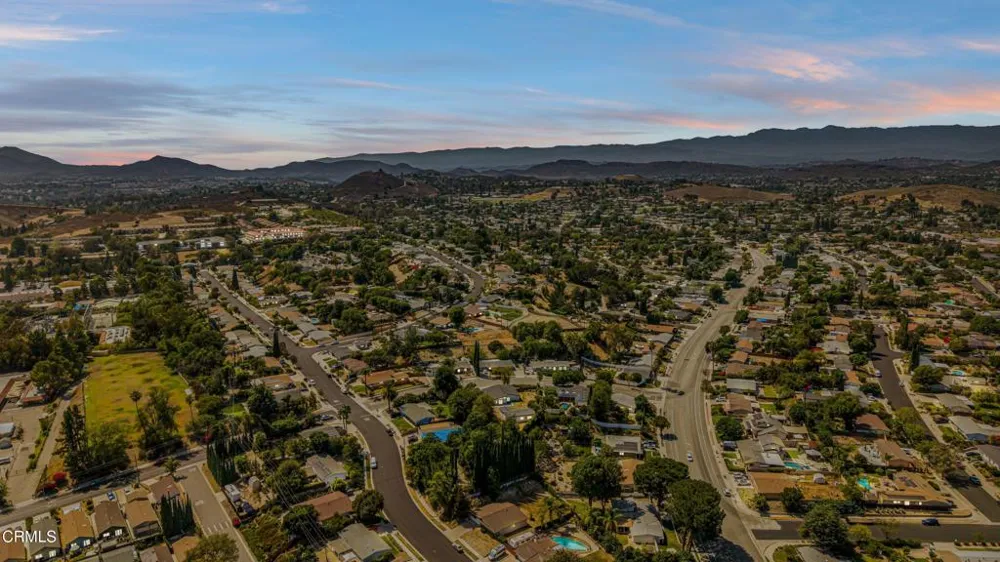 817 Benson Way Thousand Oaks, CA 91360