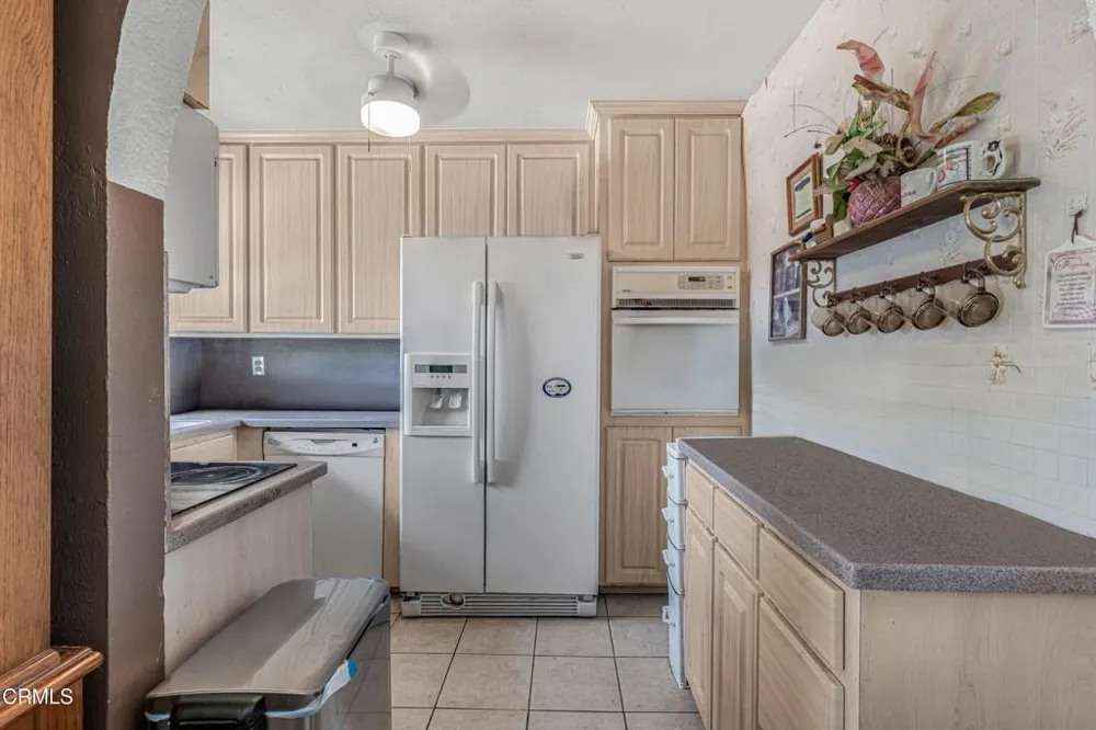 817 Benson Way Thousand Oaks, CA 91360