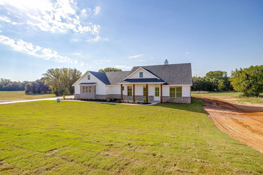 217 Kilkenny Road Poolville, TX 76487
