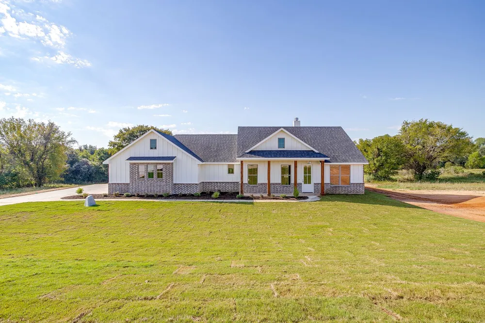 217 Kilkenny Road Poolville, TX 76487