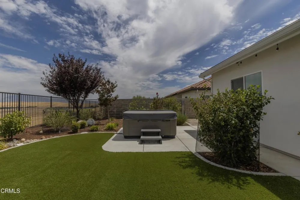 6909 Aquamarine Drive Bakersfield, CA 93306