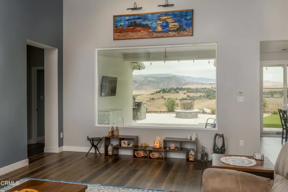 6909 Aquamarine Drive Bakersfield, CA 93306