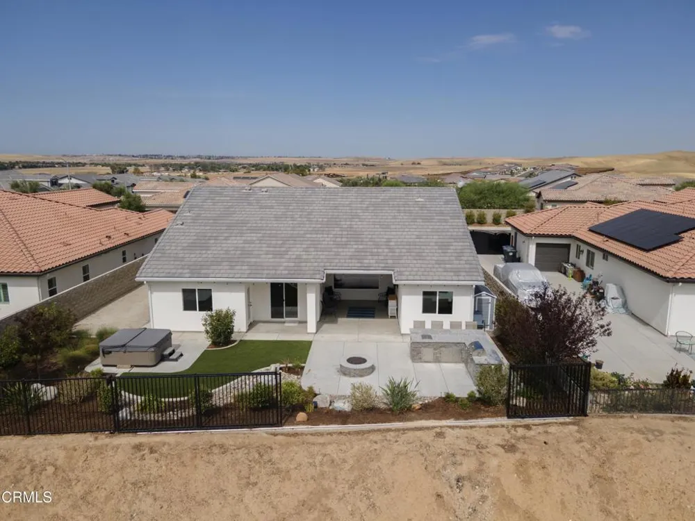 6909 Aquamarine Drive Bakersfield, CA 93306