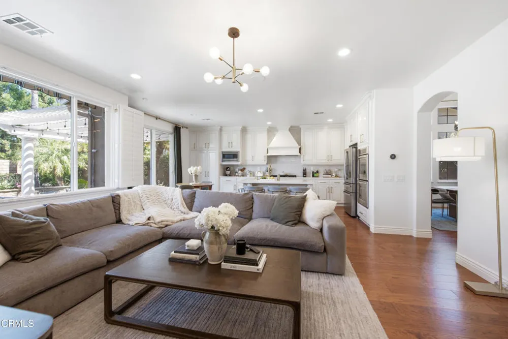 14383 Laurel Lane Moorpark, CA 93021