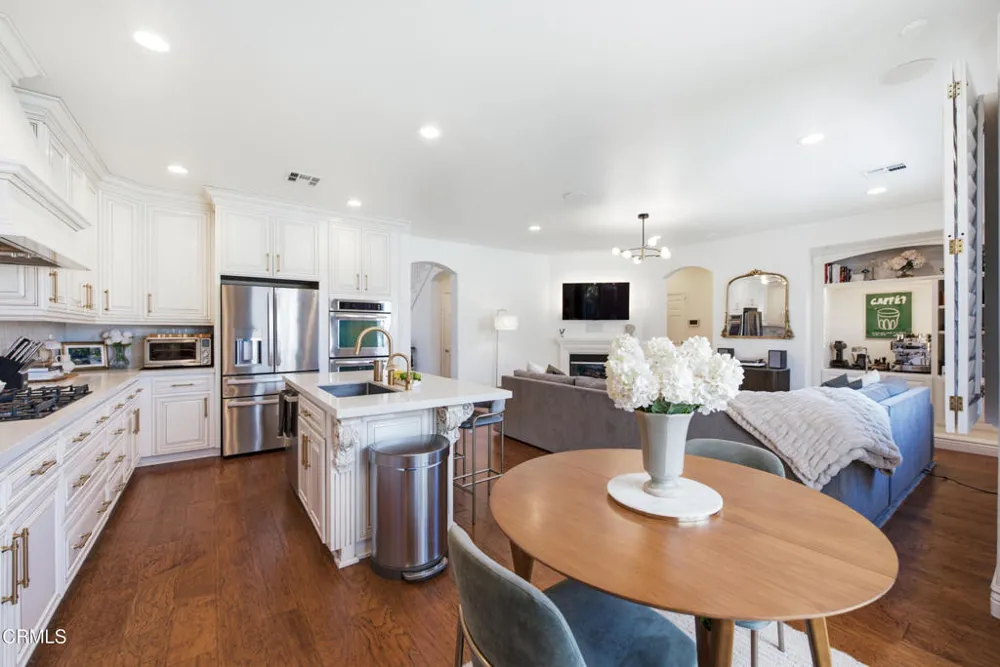 14383 Laurel Lane Moorpark, CA 93021