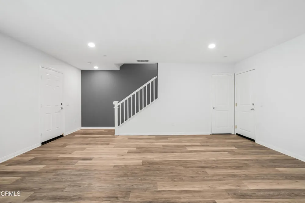 667 Pedro Street Camarillo, CA 93010
