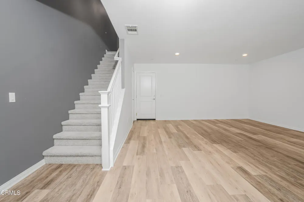 667 Pedro Street Camarillo, CA 93010