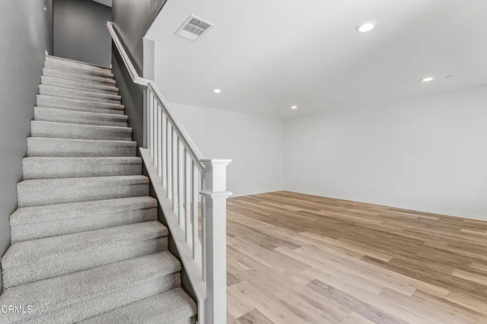 667 Pedro Street Camarillo, CA 93010