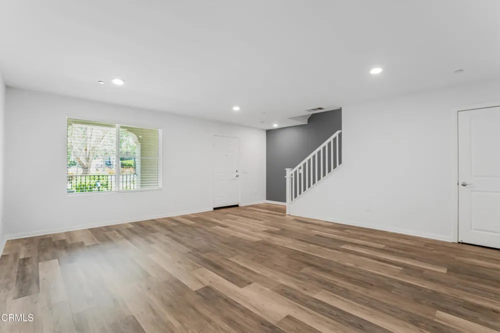 667 Pedro Street Camarillo, CA 93010