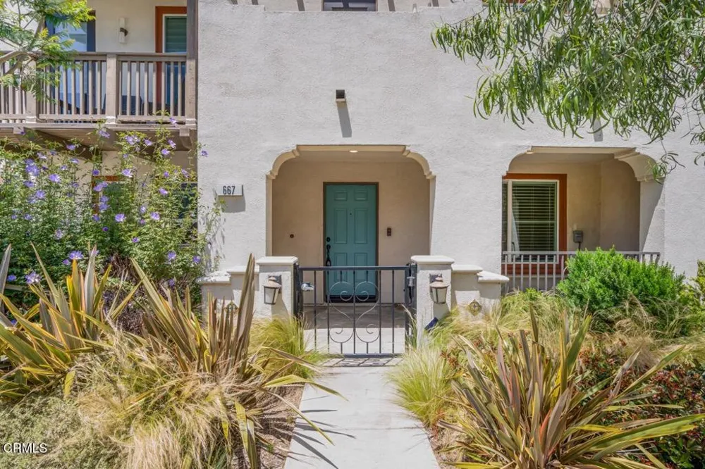 667 Pedro Street Camarillo, CA 93010