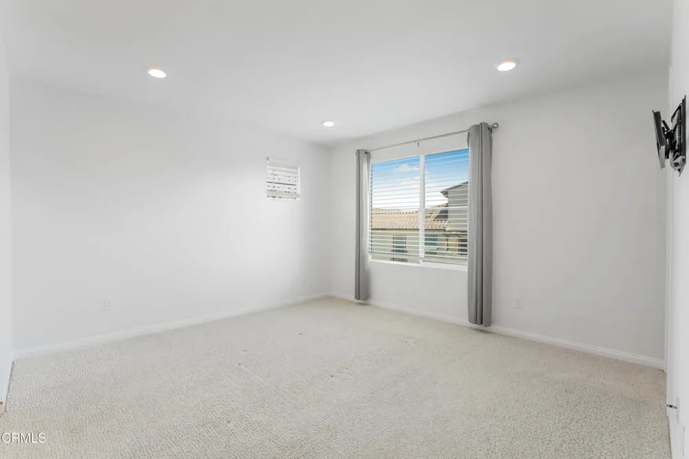 667 Pedro Street Camarillo, CA 93010
