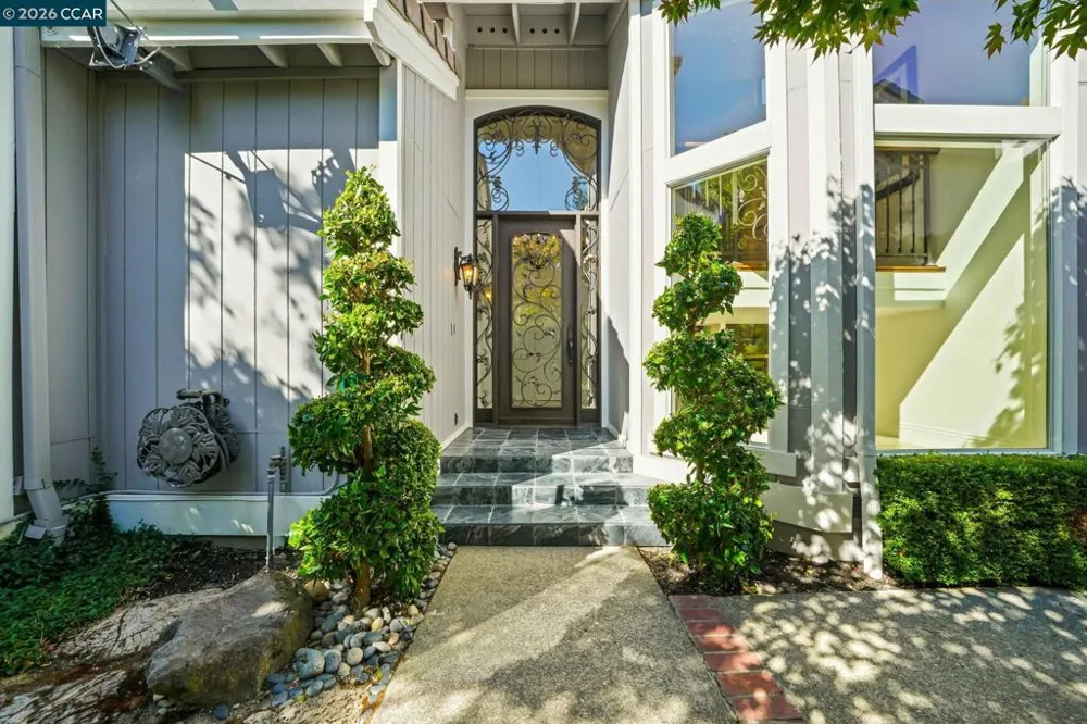 3058 Live Oak Ct Danville, CA 94506