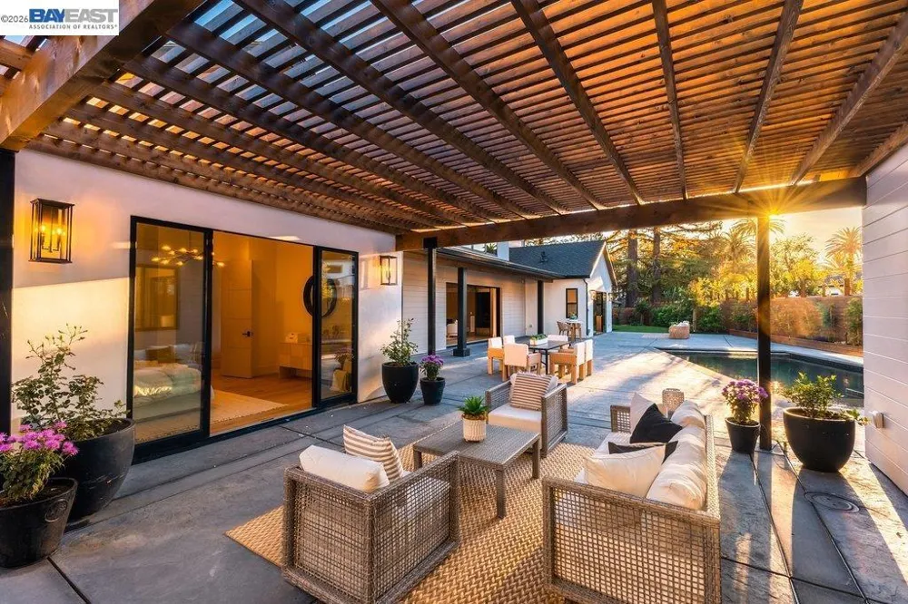 1963 La Cadena Diablo, CA 94528
