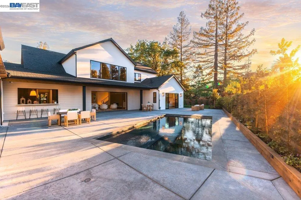 1963 La Cadena Diablo, CA 94528