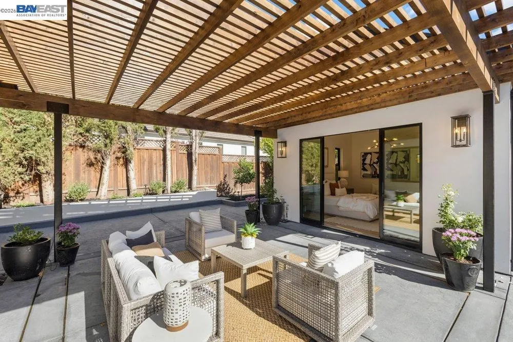 1963 La Cadena Diablo, CA 94528