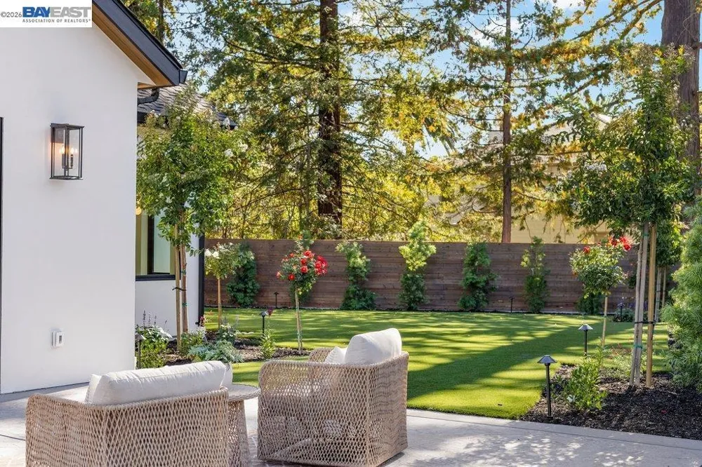 1963 La Cadena Diablo, CA 94528