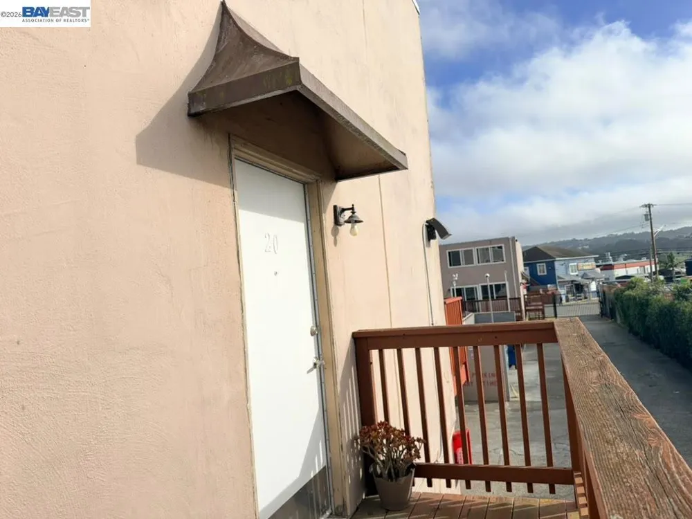 576 Sylvan St #20 Daly City, CA 94014